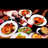 Sunday Roasts Sunday 14 December 2025